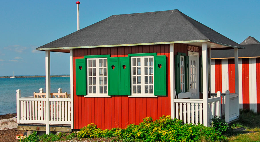 Am Strand heiraten bei einem historischen Badehaus